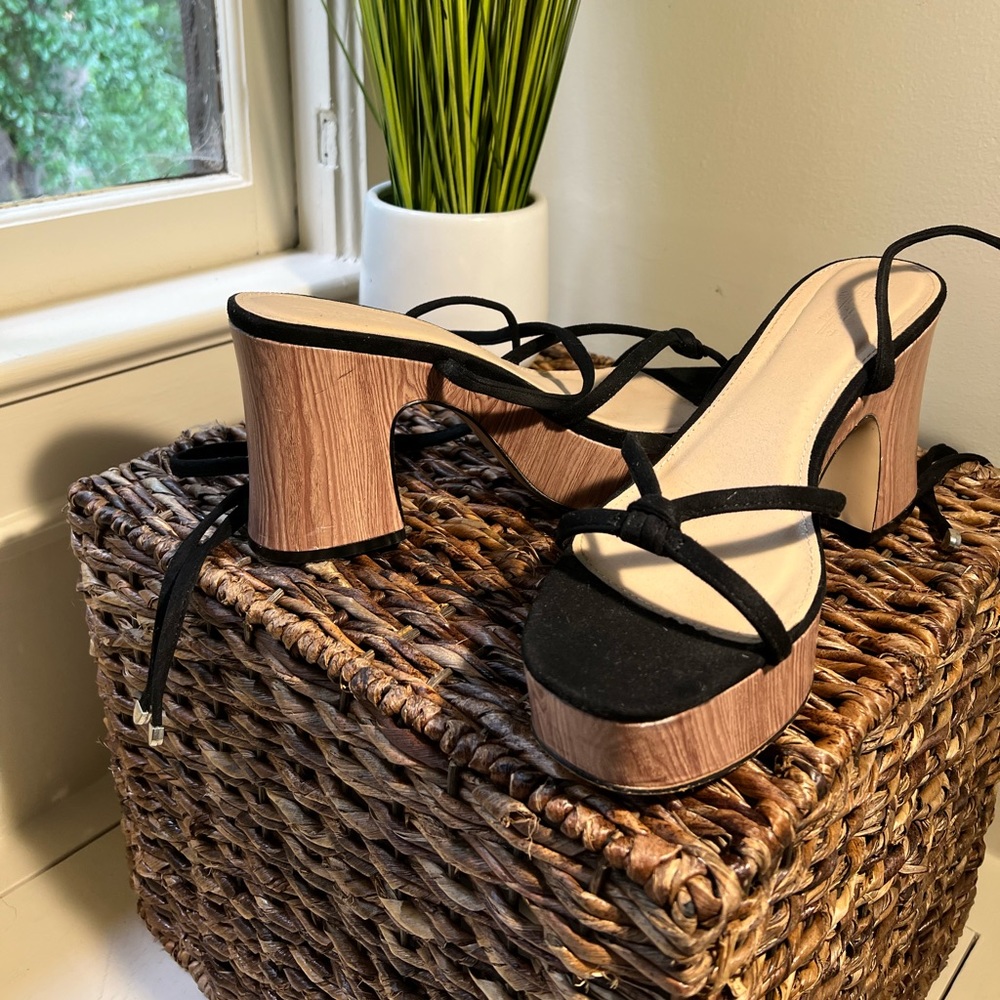 Black lace up wooden finish platform heels